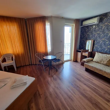 Pashovi Apartment Sozopol